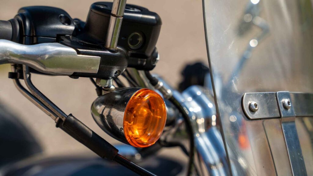 Does Florida Law Require Front Turn Signals on Motorcycles