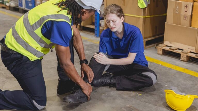 Can I Sue an Employer in Florida for a Slip and Fall at Work